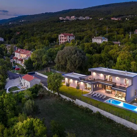 Borealis Holiday home *