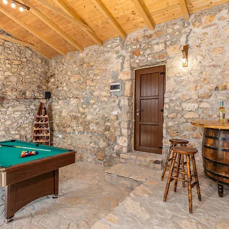Holiday home Borealis Valhova